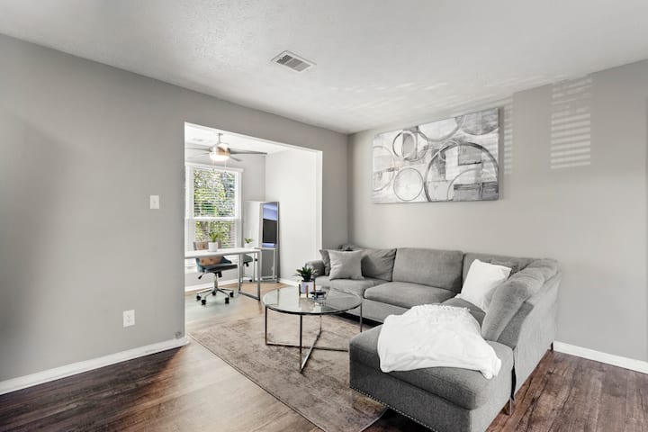 10 Min To Atl Airport • No Cleaning Fee - Jonesboro, GA