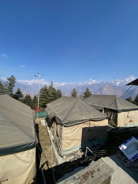 View from the top cottages auli