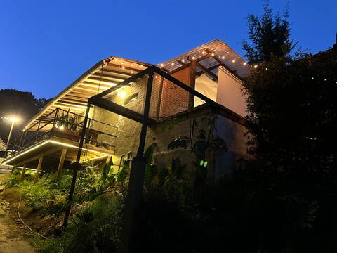 Warm home with Jacuzzi 5 min from JMC Airport