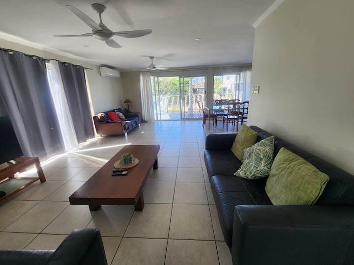 The Broadbeach Waterfront Central Pet Friendly.. - Broadbeach