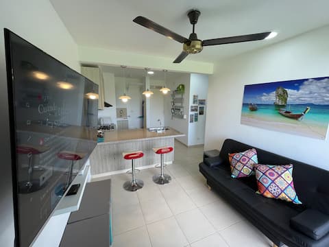 Top performing Airbnb: Luxury Apartment in Girardot– Pool, BBQ and Terrace in Girardot