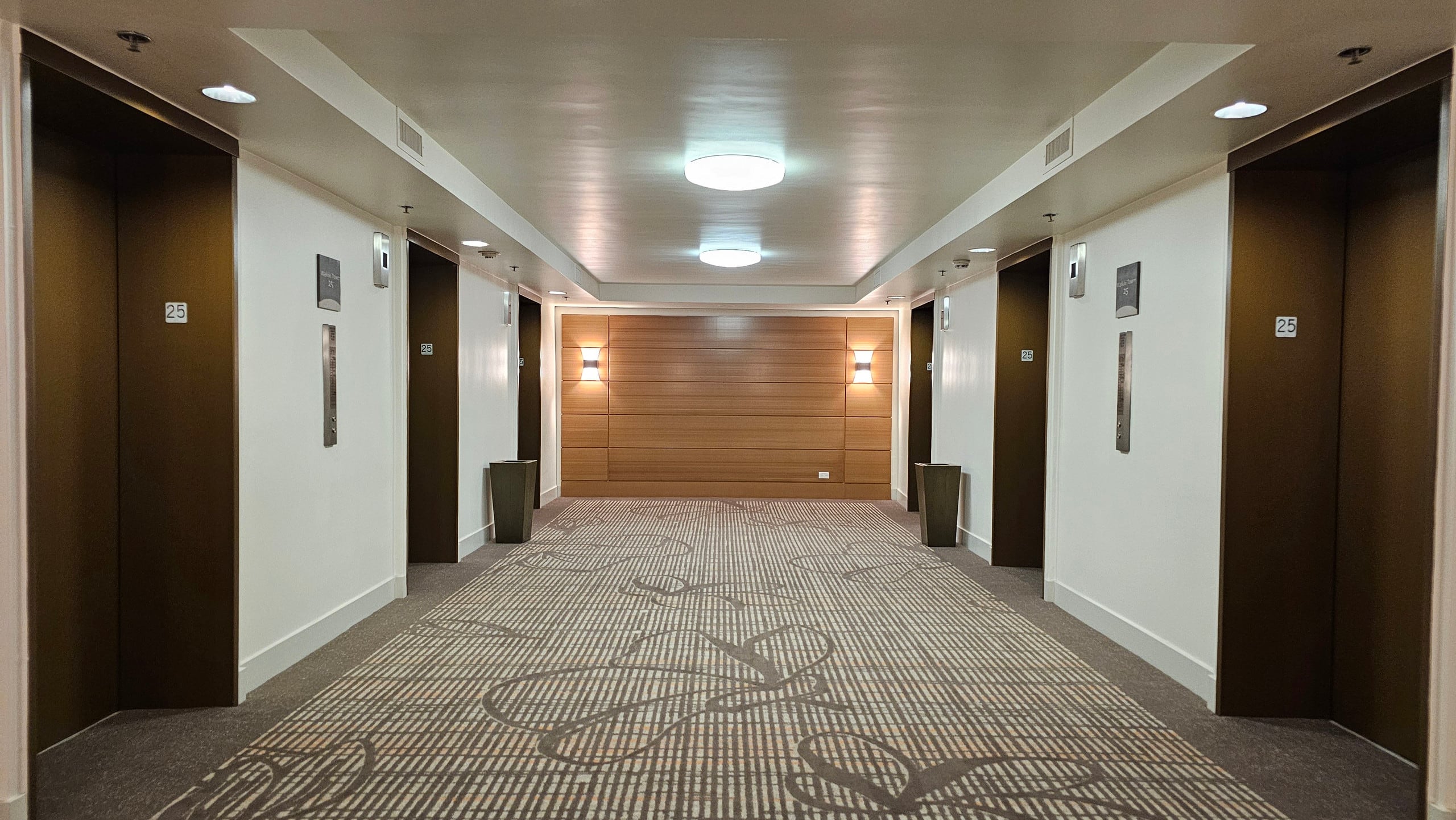 Condo in Honolulu · ★4.92 · Studio · 2 beds · 1 shared bath - Image 15