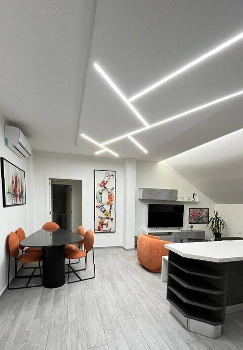 Morden Rooftop Retreat