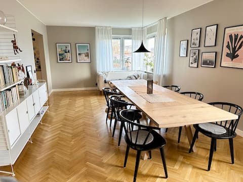 Central villa on one floor.
