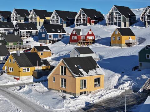 Isikkivik Apartment.