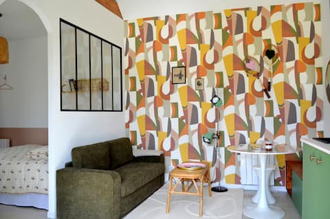 Popular Airbnb listing: Maison de Célestine 3*, pool, tea fields in Plonéour Lanvern