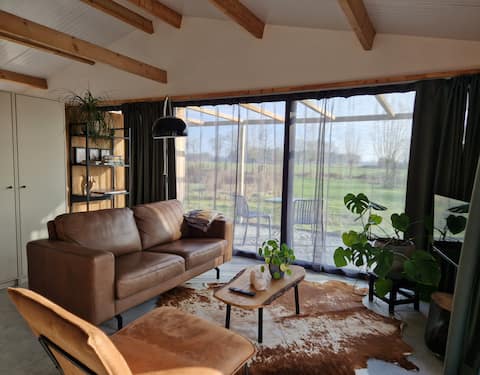 The Wild Garden - Garden Room