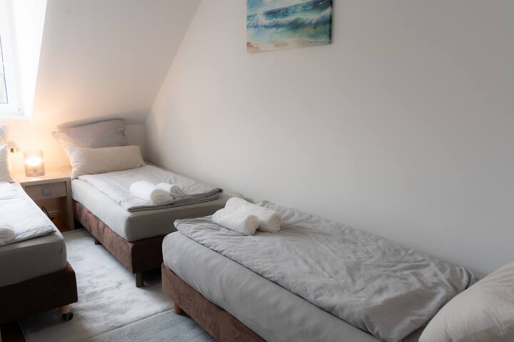 * Sightseeing Berlin Mitte I 2142 * gallery image 5