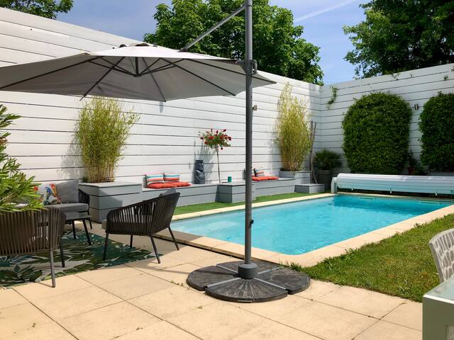 Loft 130m2 piscine, clim et garage à Bordeaux gallery image 4