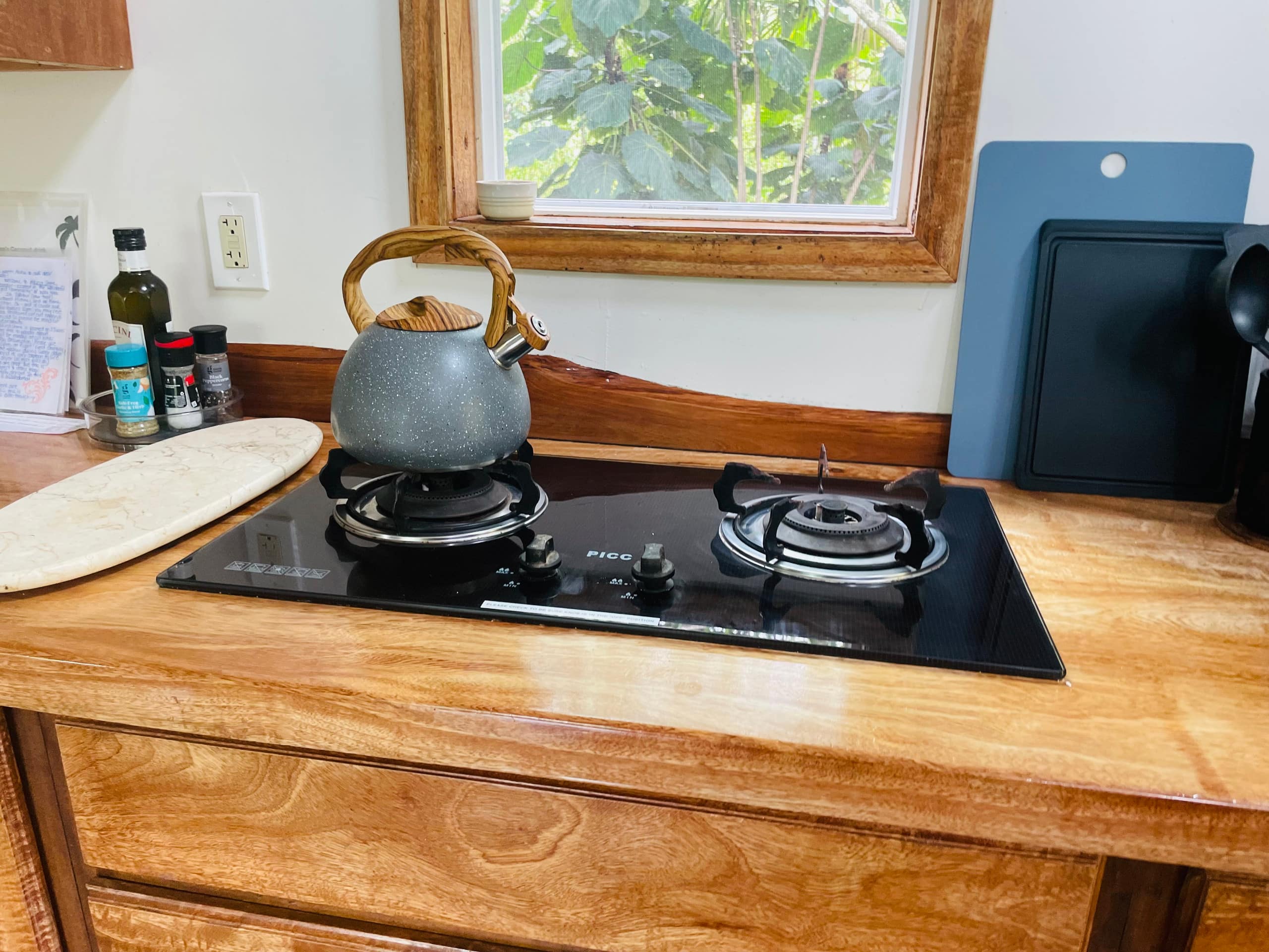 Home in Pahoa · ★4.95 · 1 bedroom · 2 beds · 1 private bath - Image 12