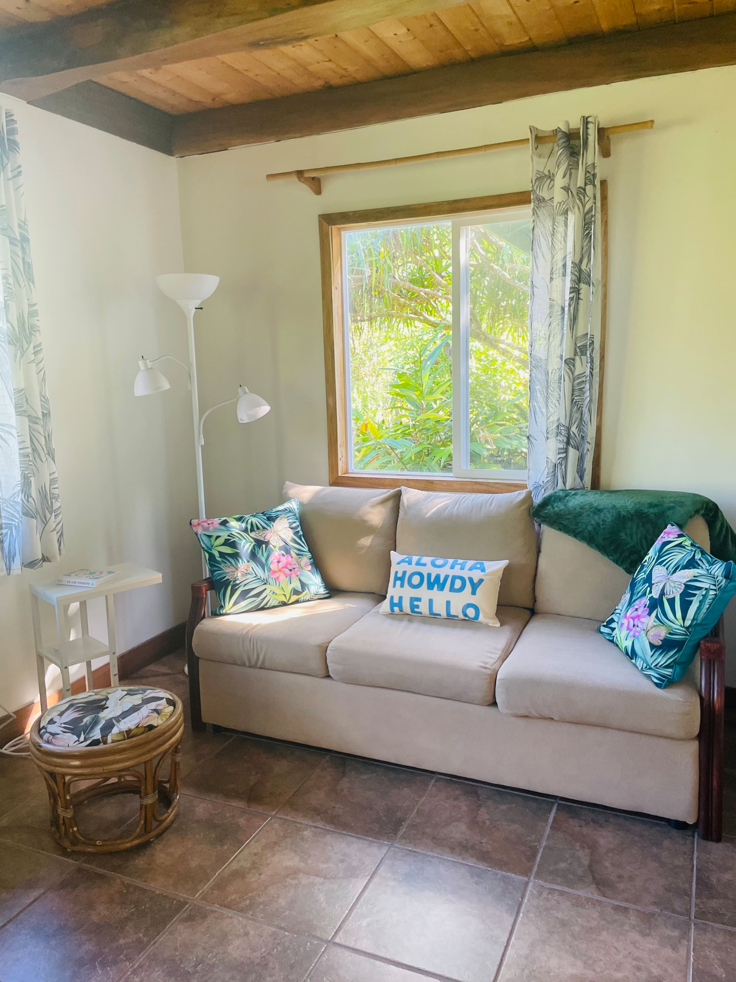Home in Pahoa · ★4.95 · 1 bedroom · 2 beds · 1 private bath - Image 2