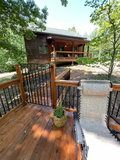 Real Cedar Cabin with Pool @ Blue Springs Ranch