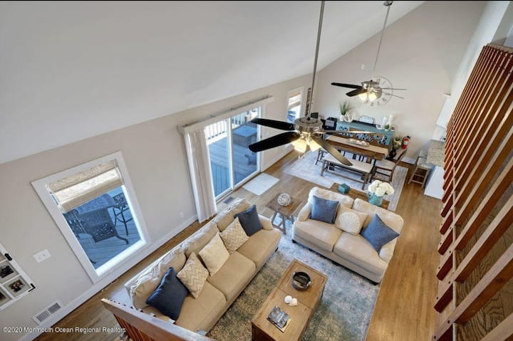 Spacious 2 Bed 2 Bath On Lagoon, Boat/jetski Docks - Bay Head, NJ