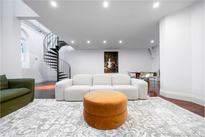 A church in middle park gallery image 2