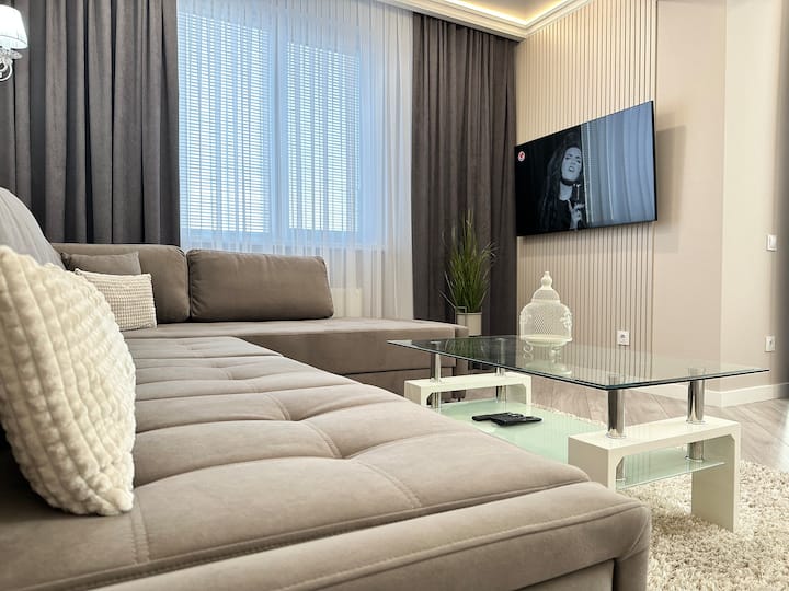 New Ultracentral Lux 5 - Moldova