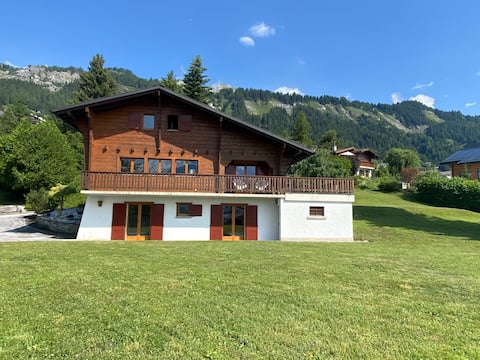 Successful Airbnb property: Vacation cottage, stunning views of the Alps in Ayent