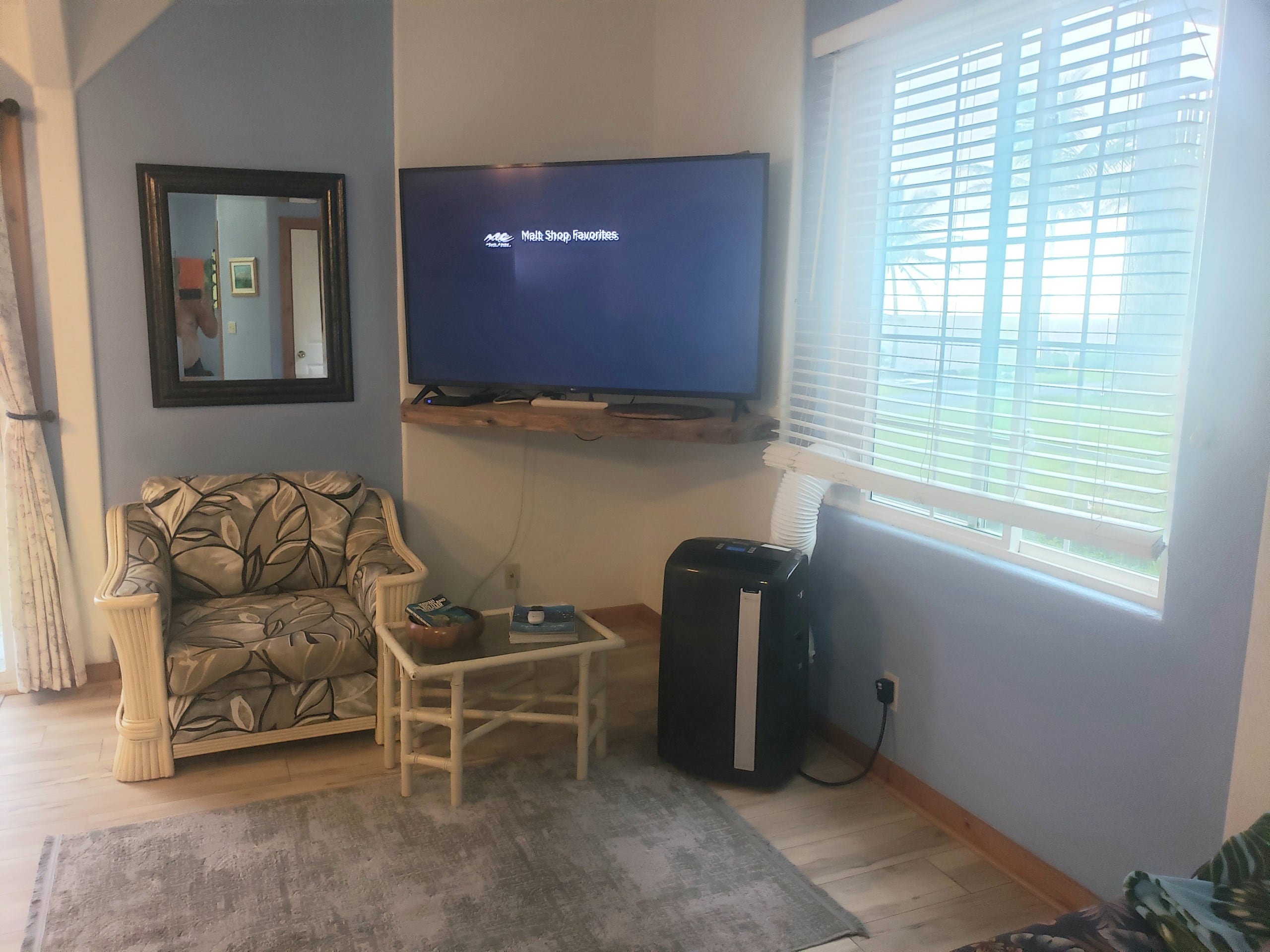 Home in Pahoa · ★4.9 · 1 bedroom · 2 beds · 1 private bath - Image 2