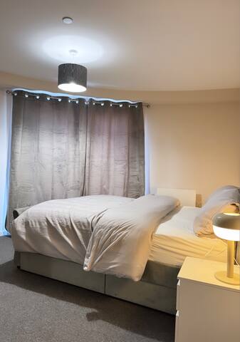 2 bed Apartment in Manchester City Center gallery image 4