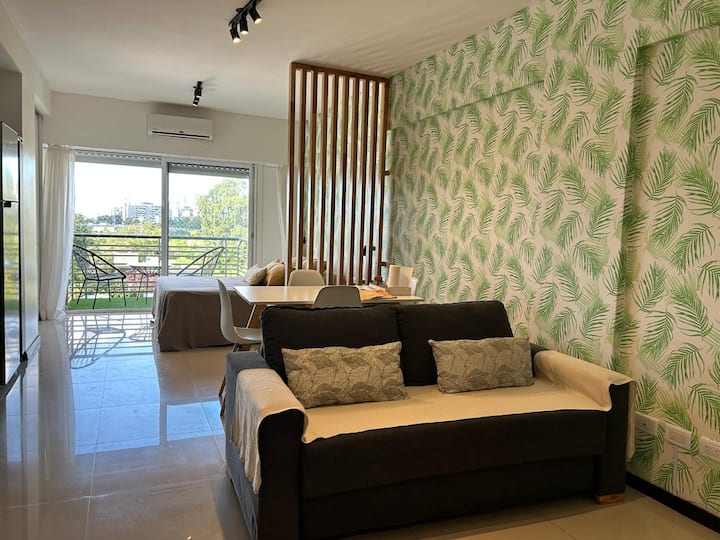 Studio apartment with balcony in Caballito