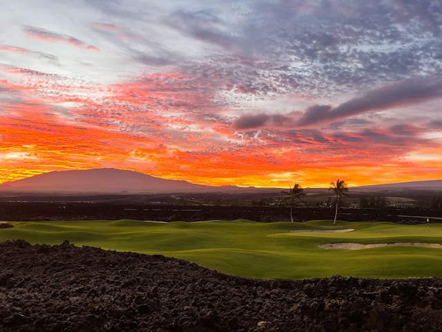 Sunrise view Golf Villas Mauna Lani Private Beach