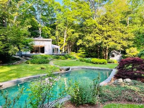 Bright Mid-Century Modern  Retreat-90 min from NYC