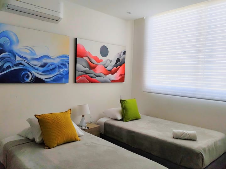 Schlafzimmer 2
