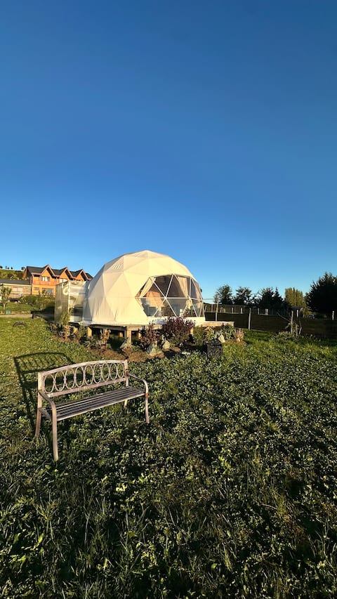 Dome with Jacuzzi - Nº8 Natural Contact