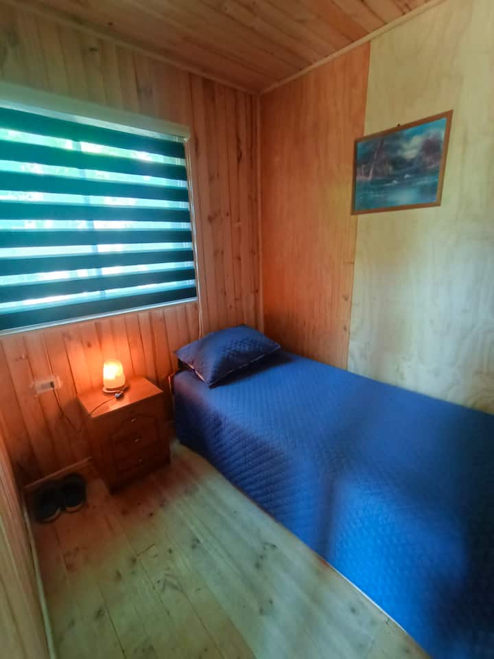 Schlafzimmer 2