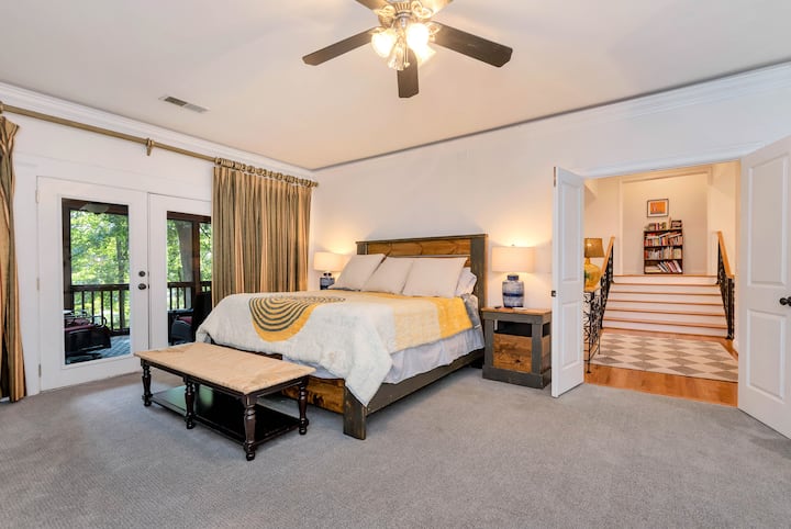 Lakeview Lodge - Cumming, GA