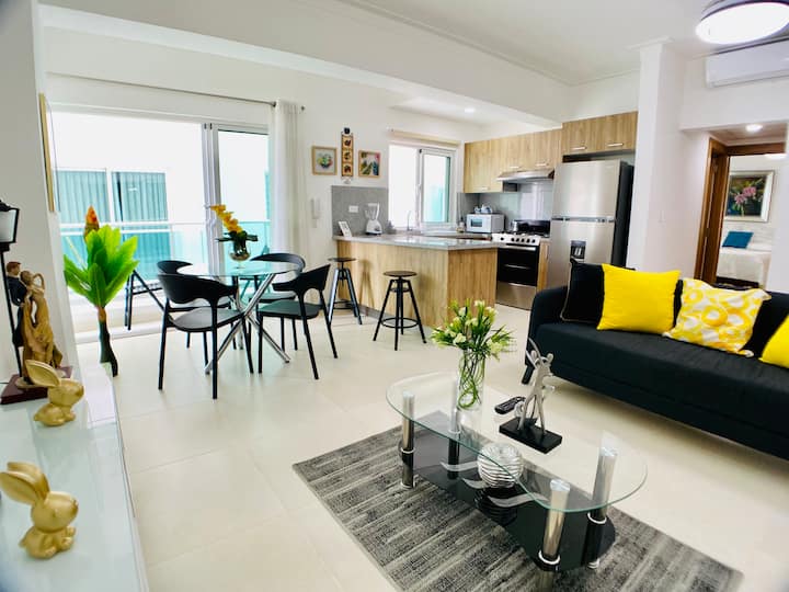 Pool/gym/balcony/floor 6 - Santo Domingo