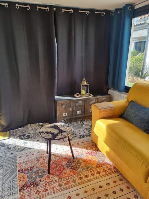 Top performing Airbnb: top of the hermitage accommodation in Alès