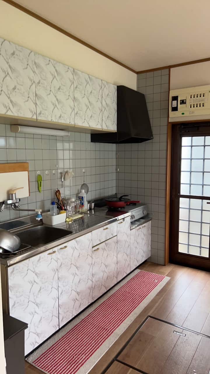 然舎(Zensya)お茶場隣の一軒家。自然の中bbqもできます。高速、駅近いラッキー - 袋井市
