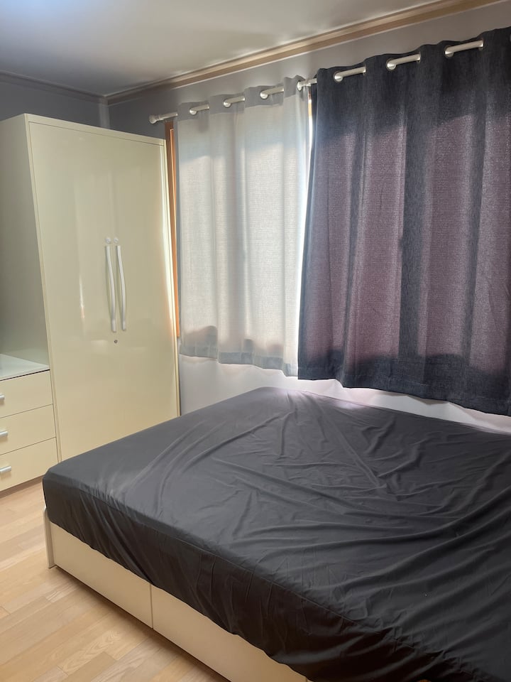 غرفة النوم 1