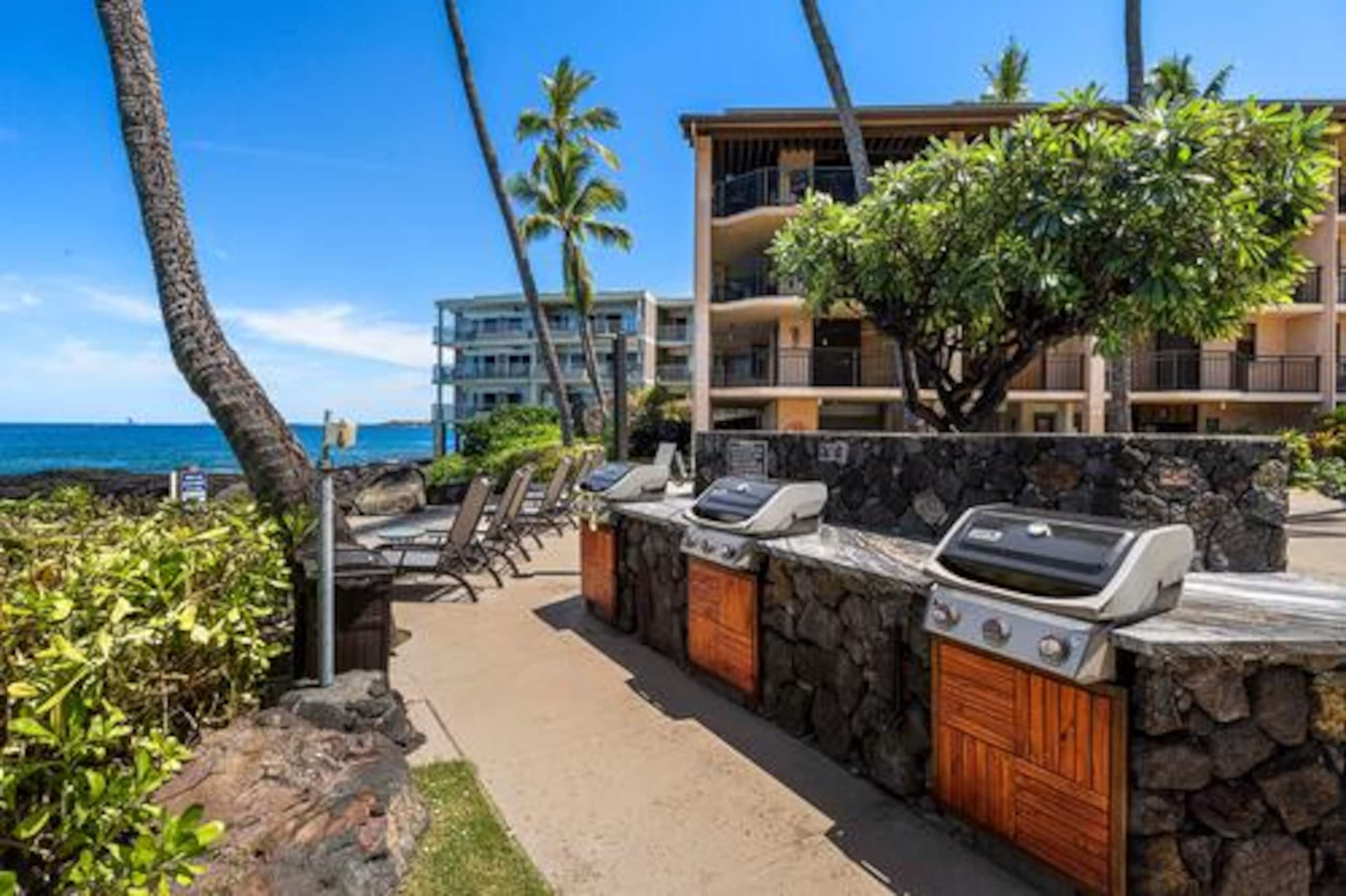Condo in Kailua-Kona · ★4.97 · 1 bedroom · 2 beds · 1 bath - Image 20