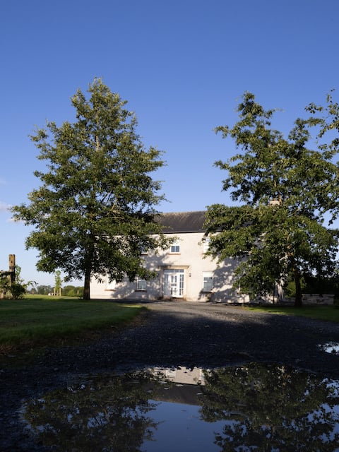 Castán House - 30 minutes to Dublin Airport