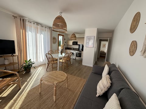 Popular Airbnb listing: Appartement Hakuna Matata/5 min Disney/Parking in Montévrain