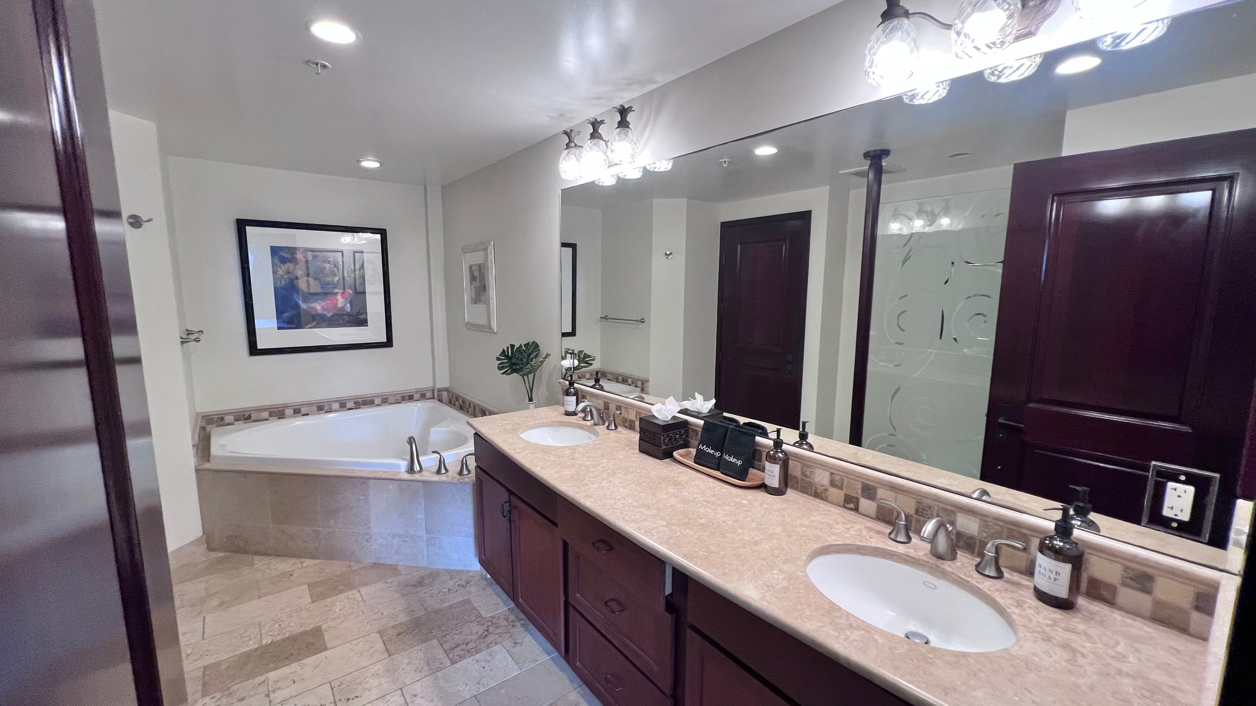Condo in Kapaa · ★4.95 · 2 bedrooms · 4 beds · 3 private baths - Image 17