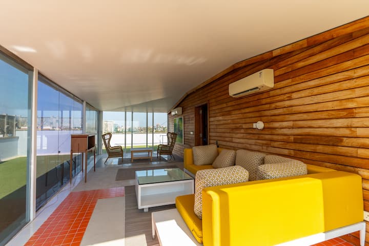 Living room image 4