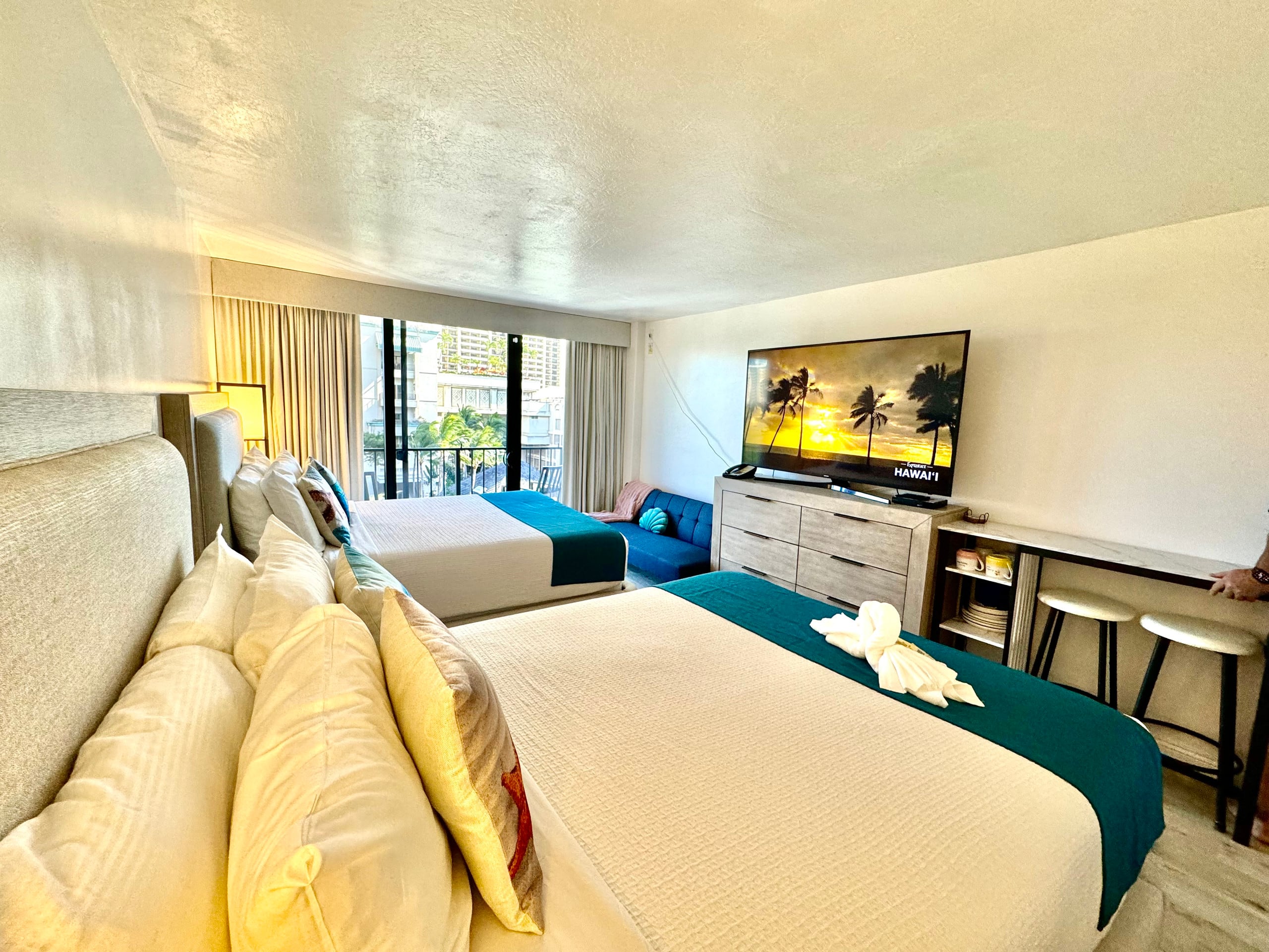 Hotel in Honolulu · ★4.9 · Studio · 2 beds · 1 private bath - Image 4