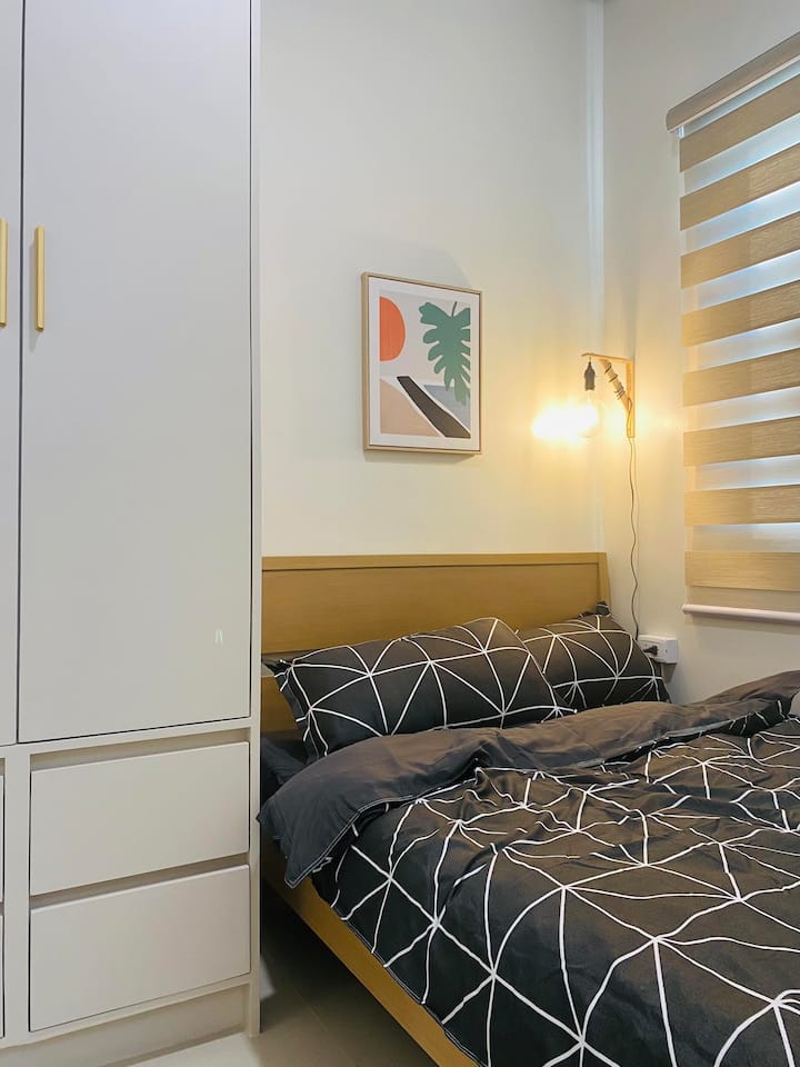 საძინებელი 1