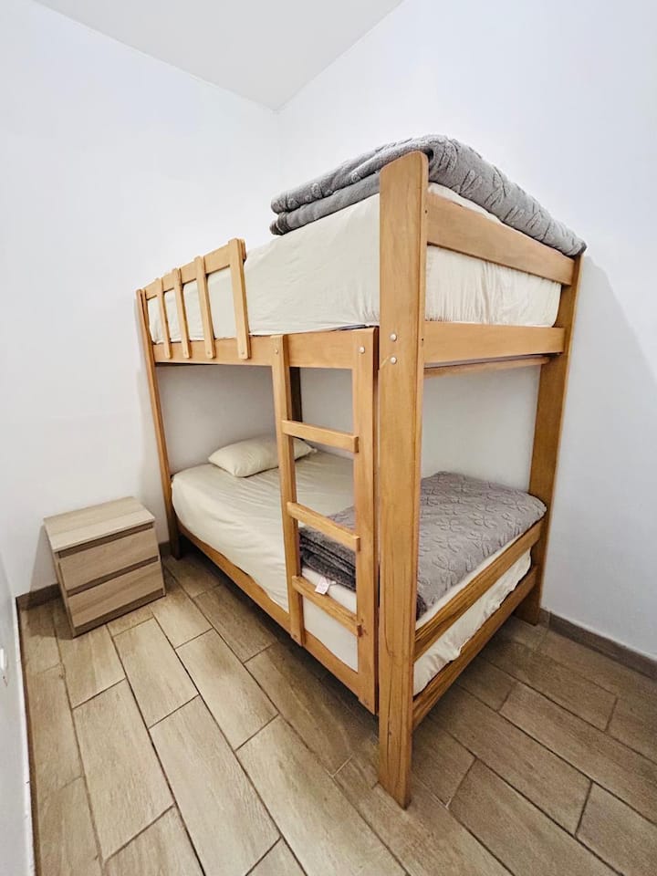 Спалня 4