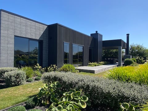 Stylish Spacious St Kilda