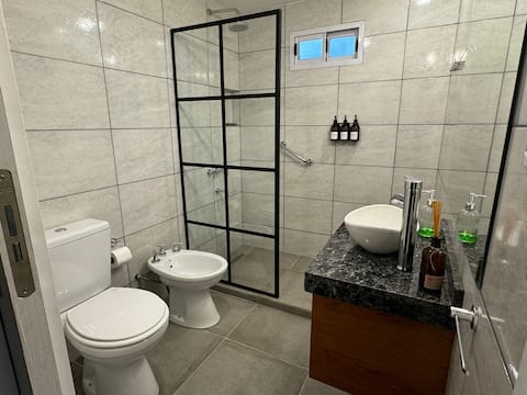 Successful Airbnb property: Esquel Home in Departamento Futaleufú
