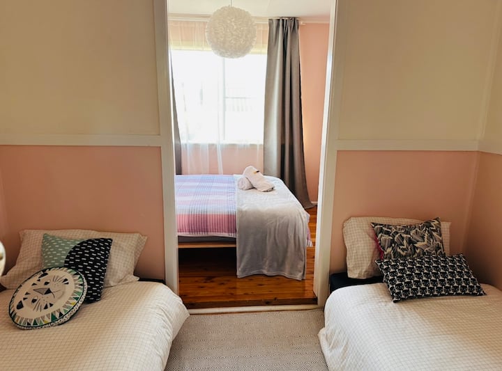 Ერთადგილიანი საწოლი x 2 