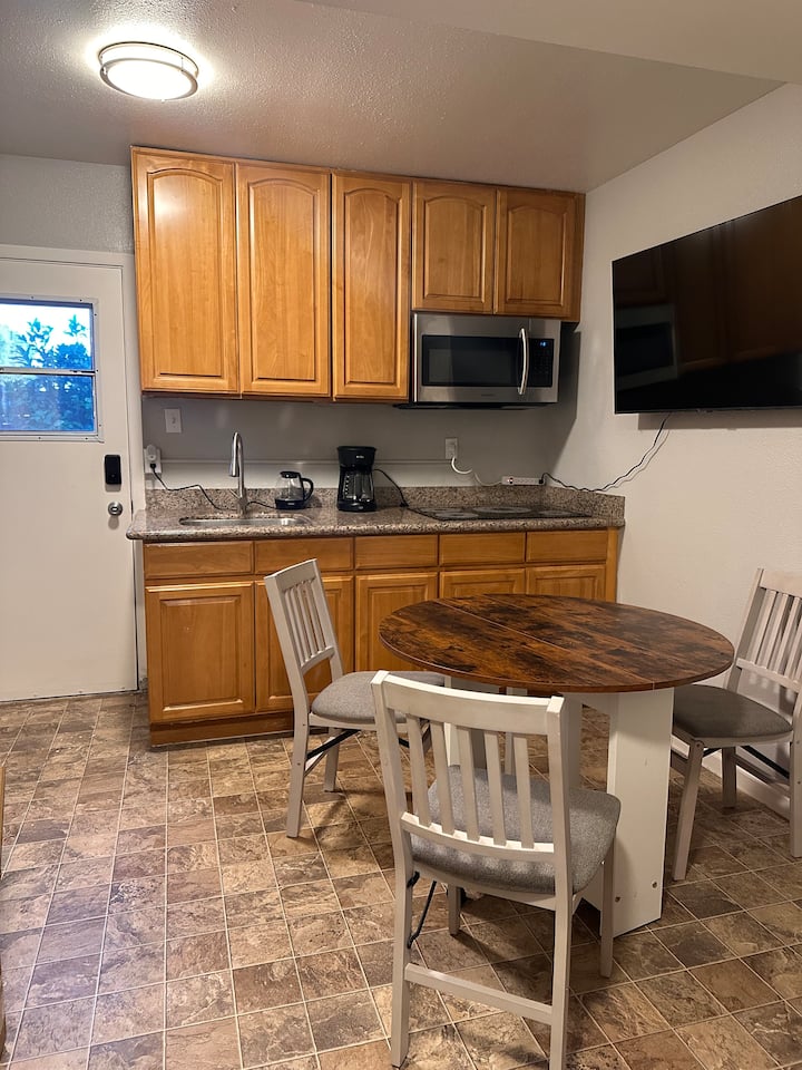 Private 2br/1ba In Millbrae | Near Sfo & Transit - Burlingame, CA
