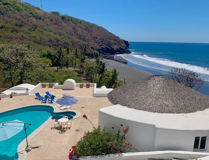 Cliffside Villa Santorini w/ Private Beach - Villas for Rent in Teotepeque,  La Libertad Department, El Salvador - Airbnb