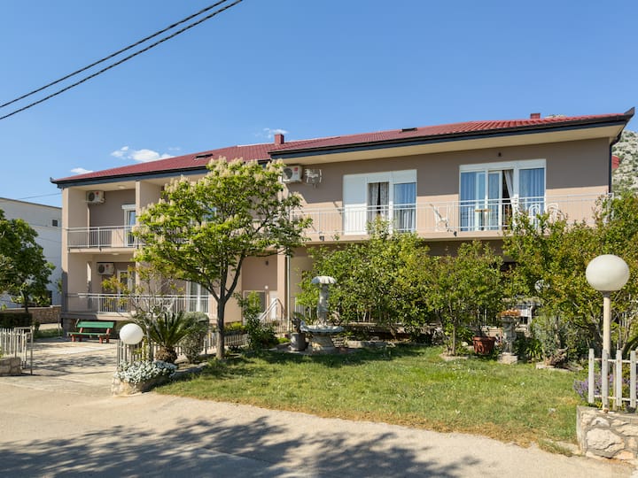 Apartment Tinka No.7 Near The Beach - Starigrad