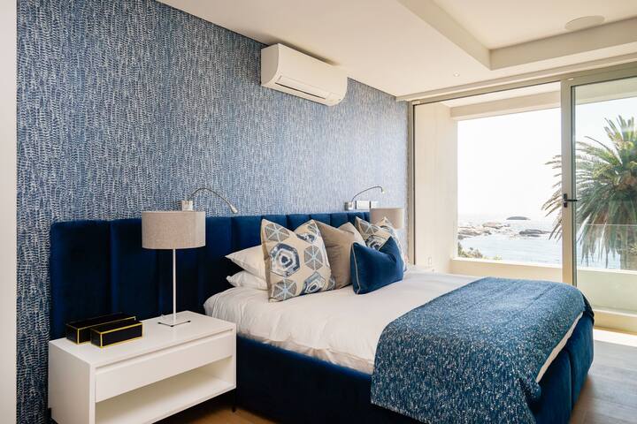 Boulders Beach on Victoria Road gallery image 5