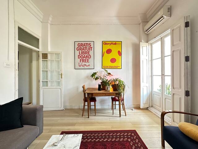 Cozy Modernist Ruzafa Apartment gallery image 2