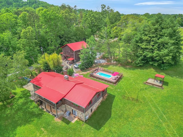 Loaded 25 p Private Estate on 5.2 acres